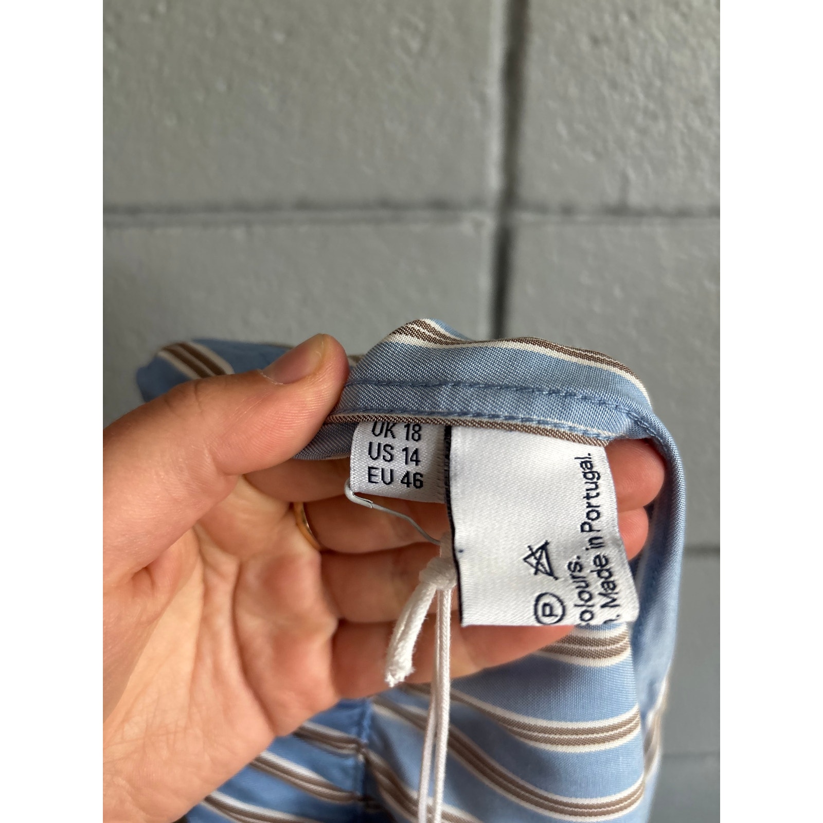 Nwt With Nothing Underneath Weekend Short Size 14 In Cornflower And Mocha Stripe — image 4 of 4